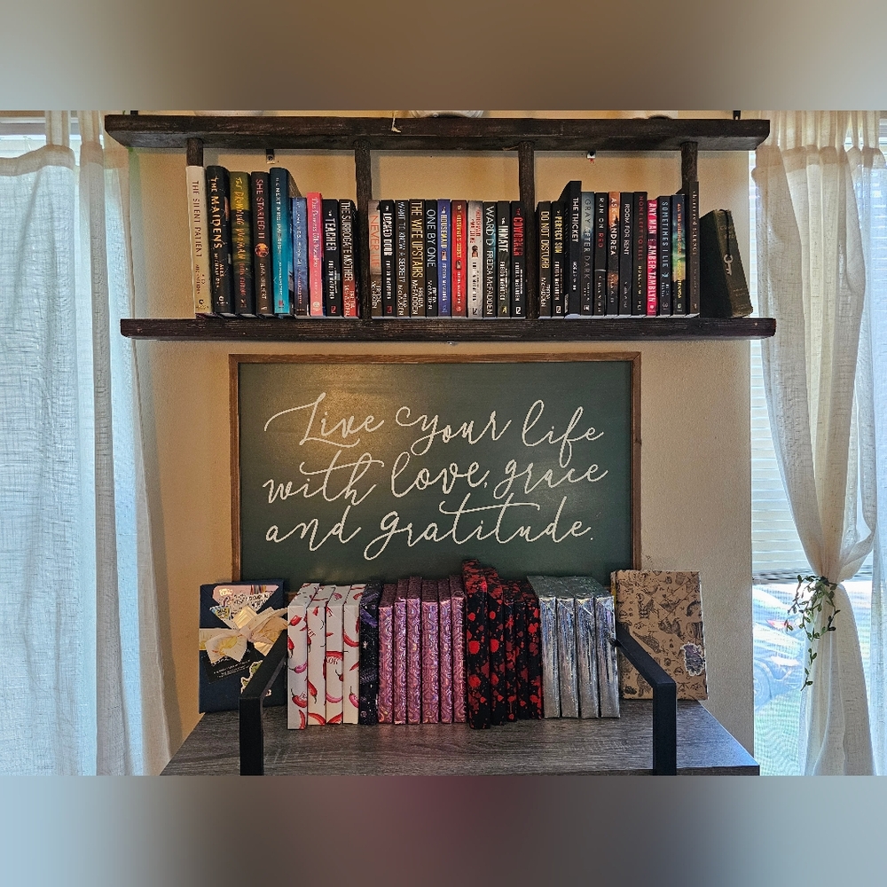 Book From The Nook - Picture 5 of 16